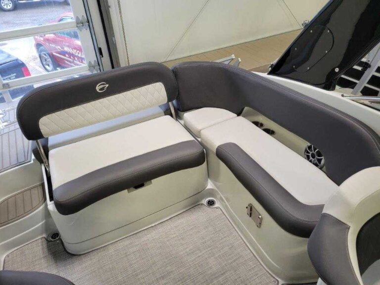 2022 Crownline 255 SS - Arch US-KIS88005H122 [photo 11]